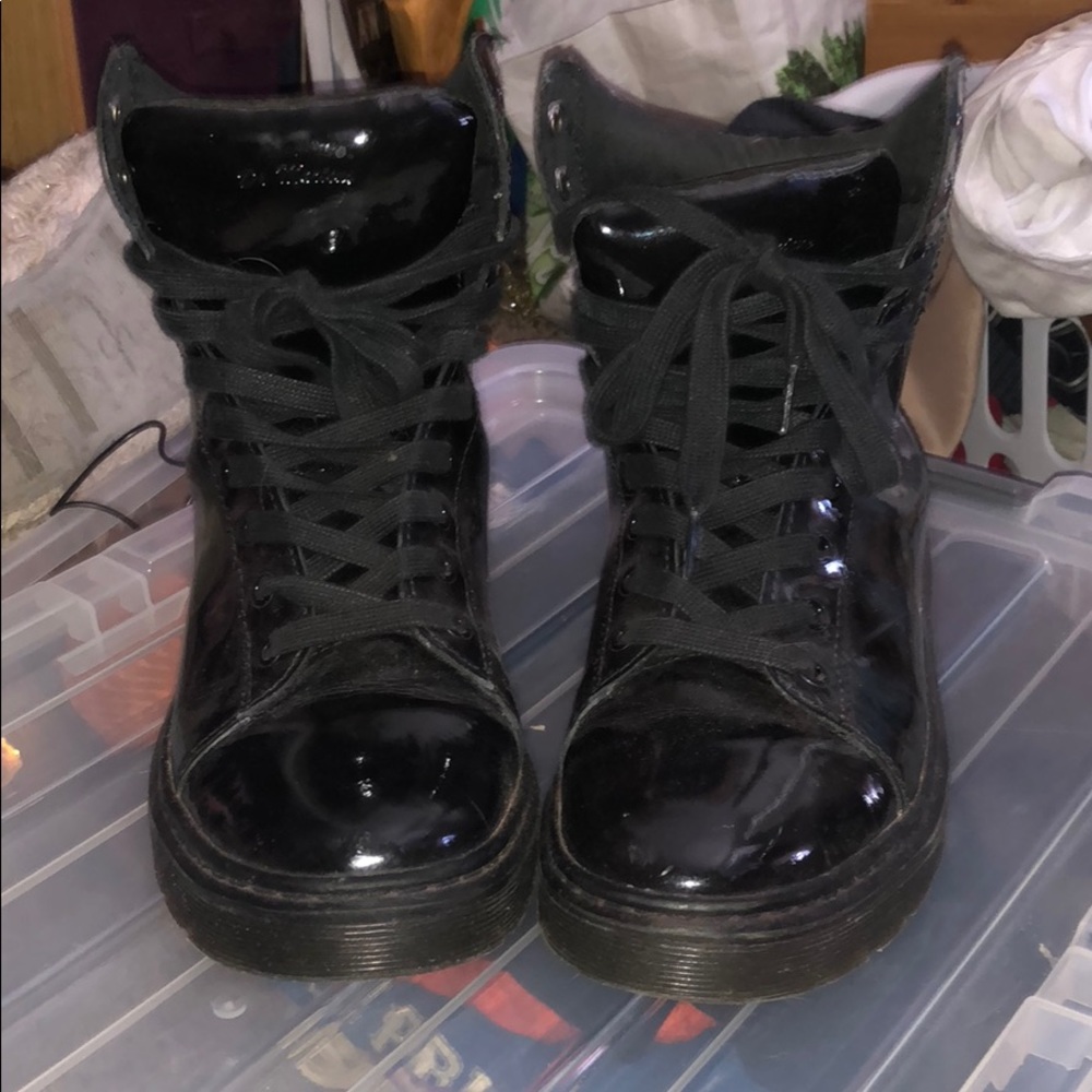 AirWair with bouncing souls